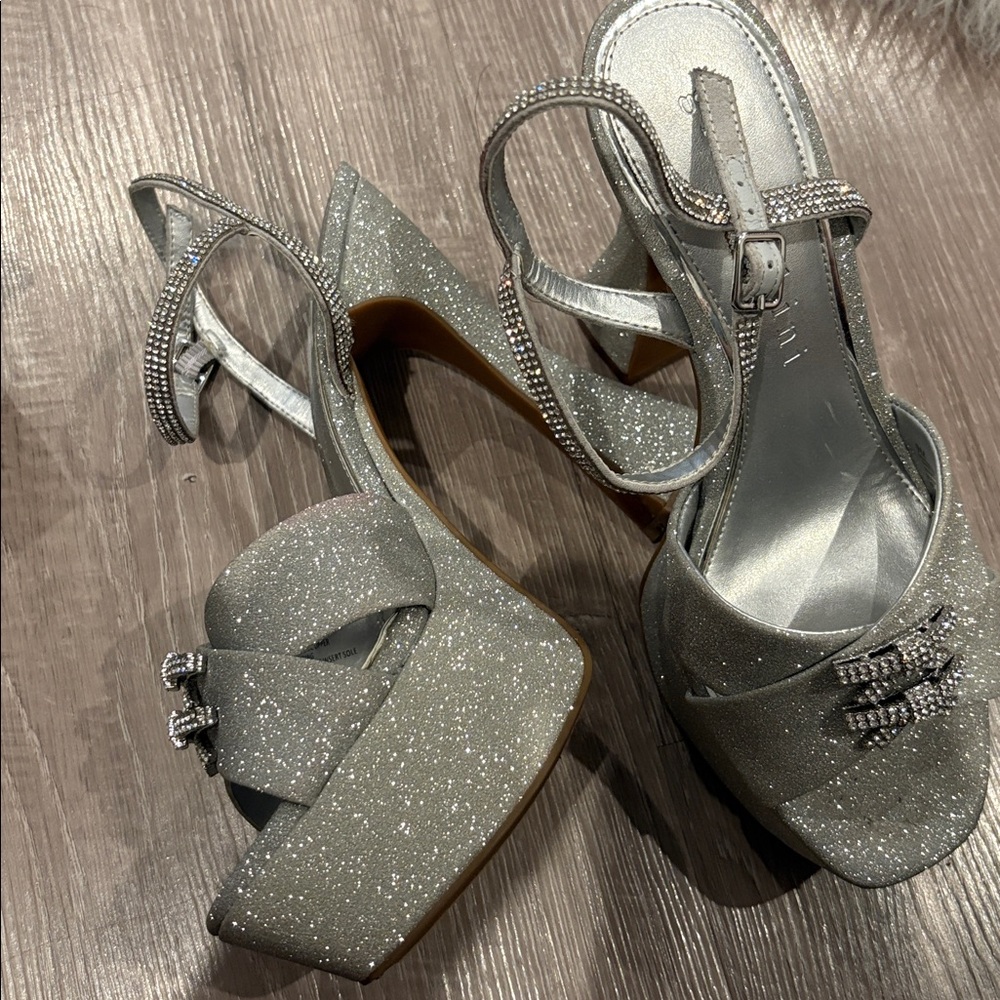 Gianni Bini Silver Rhinestone Sandals
